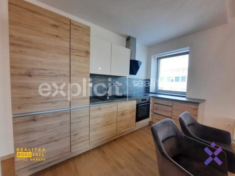 Pronájem bytu 2+kk, Zlín, Lorencova, 62 m2