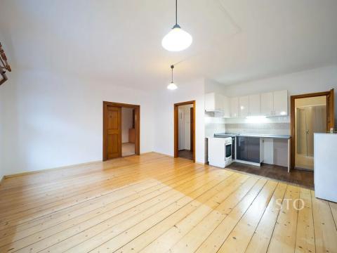 Pronájem bytu 2+kk, Třeboň, Březanova, 54 m2