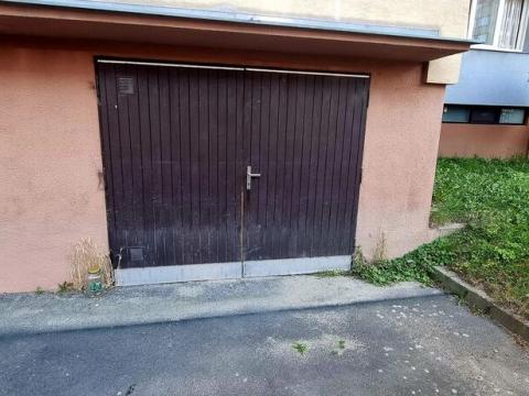 Prodej garáže, Opava, Holasická, 17 m2