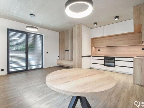 Pronájem bytu 2+kk, Olomouc, Rejskova, 58 m2