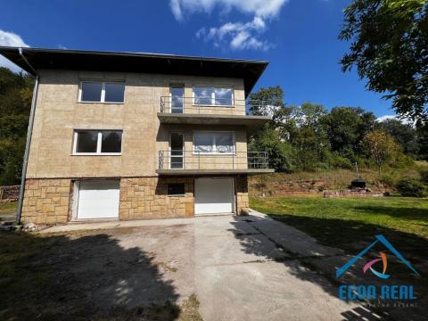 Prodej vícegeneračního domu, Stará Paka - Ústí, 300 m2