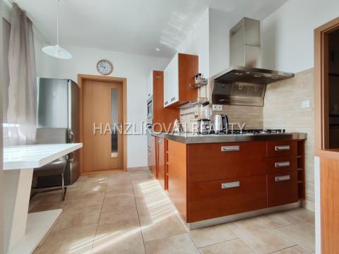 Pronájem bytu 2+1, České Budějovice - České Budějovice 3, Jar. Haška, 56 m2