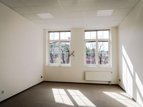 Pronájem kanceláře, Praha - Smíchov, Nádražní, 30 m2