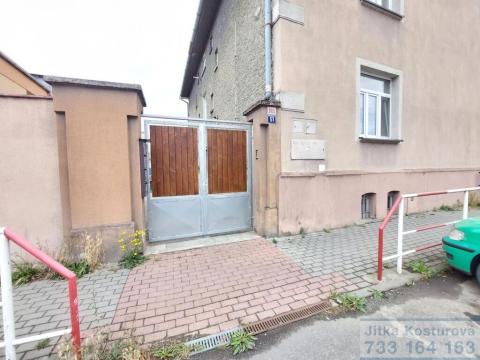 Prodej bytu 2+1, Krnov - Pod Cvilínem, Čsl. armády, 70 m2