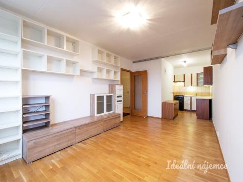 Pronájem bytu 3+kk, Praha - Petrovice, Rezlerova, 65 m2