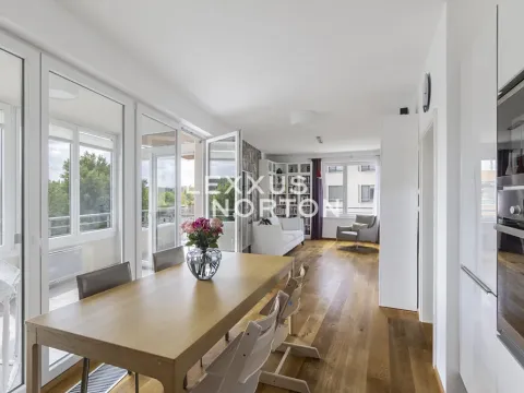 Prodej bytu 3+kk, Praha - Holešovice, V háji, 91 m2
