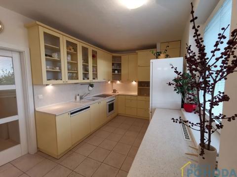Pronájem bytu 3+1, Žamberk, Kyjevská, 76 m2