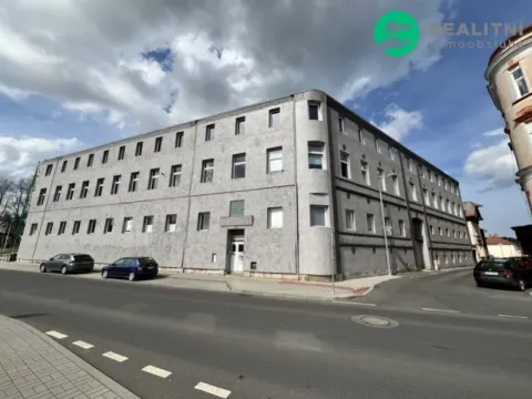 Pronájem skladu, Aš, Okružní, 2800 m2