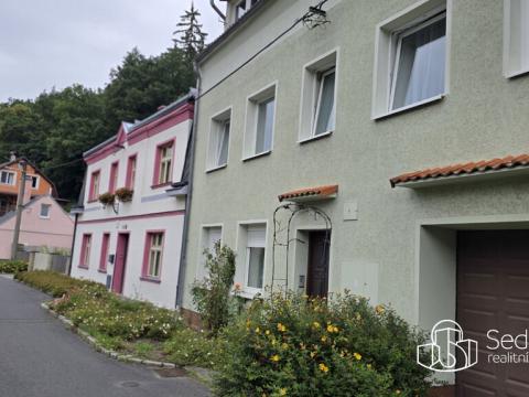Pronájem bytu 1+1, Dalovice, Pod Parkem, 32 m2