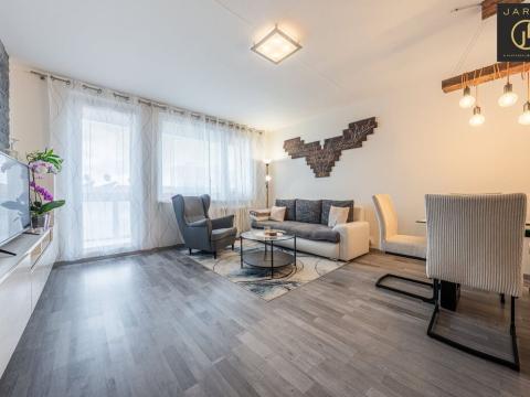 Prodej bytu 3+1, Praha - Modřany, Božetická, 73 m2
