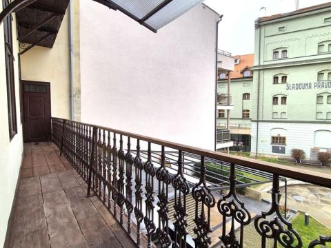 Pronájem bytu 2+kk, Písek - Vnitřní Město, Velké náměstí, 72 m2