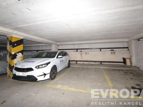 Prodej garážového stání, Praha - Krč, Štúrova, 15 m2