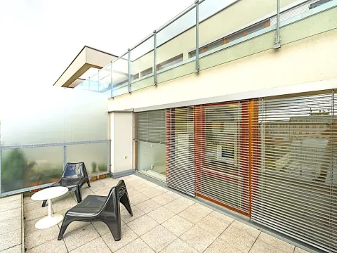 Pronájem bytu 1+kk, Praha - Holešovice, U měšťanského pivovaru, 36 m2