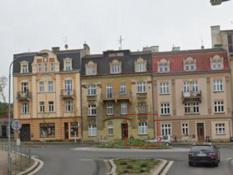 Prodej bytu 1+1, Karlovy Vary - Rybáře, nám. 17. listopadu, 33 m2