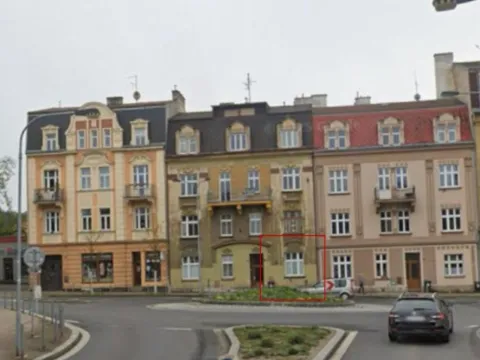 Prodej bytu 1+1, Karlovy Vary - Rybáře, nám. 17. listopadu, 33 m2