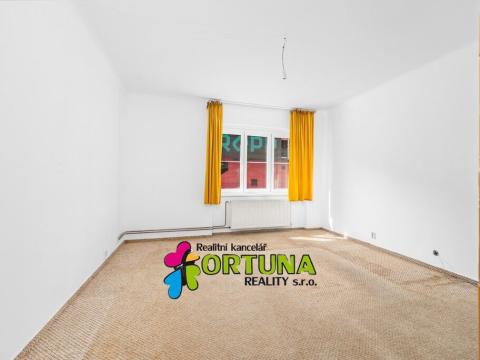 Prodej bytu 2+1, České Budějovice - České Budějovice 6, Žižkova tř., 63 m2