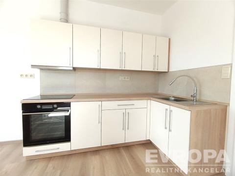 Pronájem bytu 2+kk, Vrchlabí - Podhůří, Dělnická, 53 m2