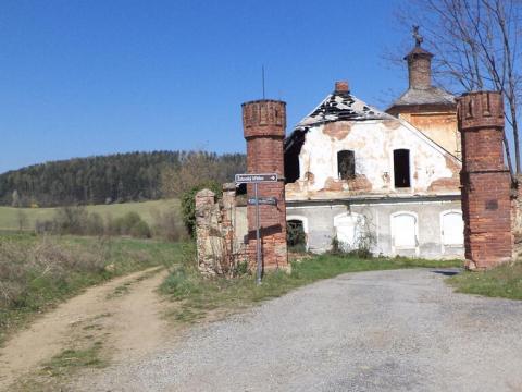 Prodej komerčního pozemku, Vlachovo Březí, 3986 m2