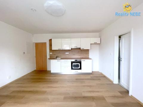 Pronájem bytu 1+kk, Praha - Chodov, Švabinského, 27 m2