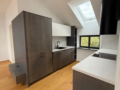 Pronájem bytu 2+kk, Praha - Vršovice, Bartoškova, 74 m2