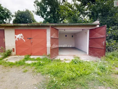 Pronájem garáže, Opava, Holasická, 19 m2