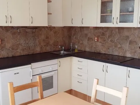 Pronájem bytu 1+1, Praha - Libuš, Na domovině, 39 m2