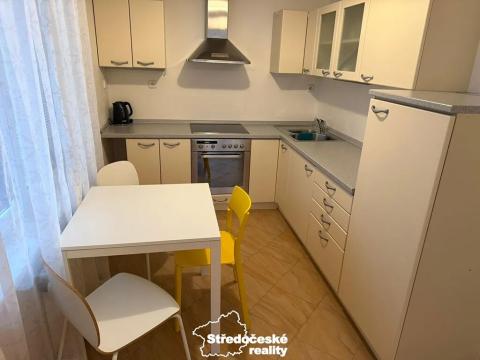 Pronájem bytu 2+kk, Praha - Suchdol, Holubí, 42 m2