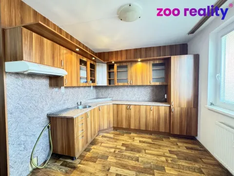 Prodej bytu 4+1, Jirkov, Tkalcovská, 75 m2