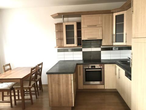 Pronájem bytu 2+kk, Praha - Modřany, Komořanská, 50 m2
