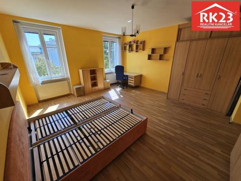 Prodej bytu 2+1, Mariánské Lázně, Nádražní náměstí, 73 m2