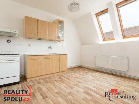 Pronájem bytu 2+kk, Opava - Město, Kolářská, 51 m2