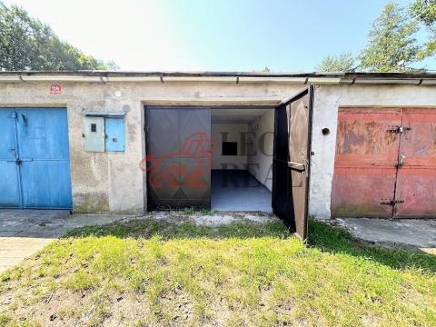 Prodej garáže, Orlová - Poruba, Rajčula, 25 m2