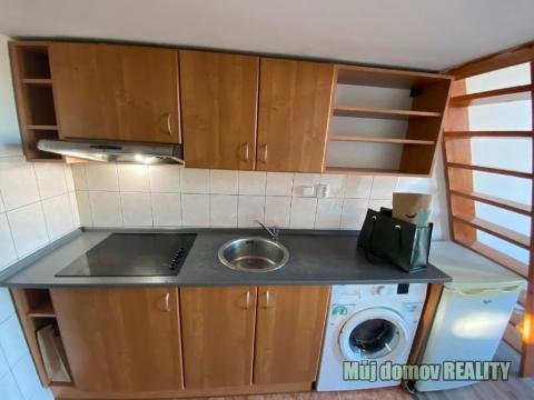 Pronájem bytu 1+kk, Praha - Vysočany, Freyova, 22 m2