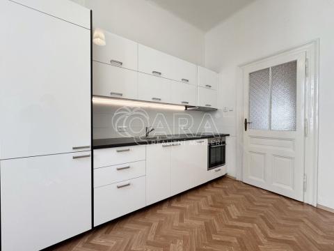 Pronájem bytu 3+1, Praha, Široká, 110 m2