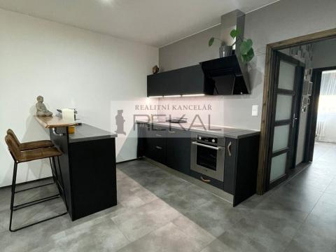 Pronájem bytu 2+kk, Praha - Hlubočepy, Voskovcova, 52 m2