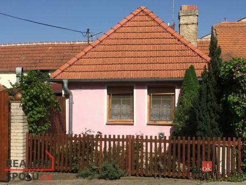Prodej rodinného domu, Hlohovec, Ke kostelu, 50 m2