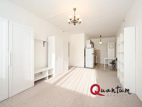 Pronájem bytu 2+kk, Praha - Řepy, Laudova, 45 m2