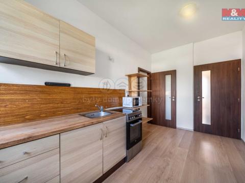 Pronájem bytu 2+1, Poběžovice, Nádražní, 65 m2