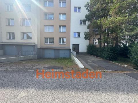 Pronájem garáže, Karviná - Hranice, Rudé armády, 19 m2