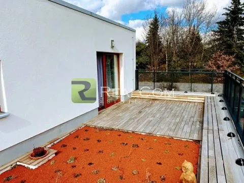 Pronájem bytu 1+kk, Praha - Újezd nad Lesy, Starokolínská, 27 m2