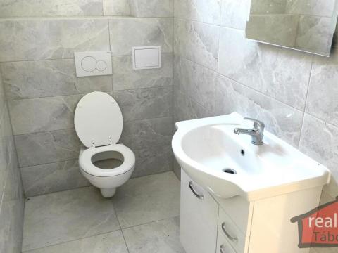 Prodej komerční nemovitosti, Nupaky, 88 m2