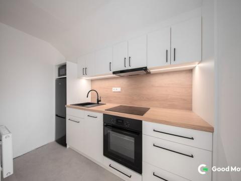 Pronájem bytu 1+1, Zlín - Prštné, B. Němcové, 38 m2