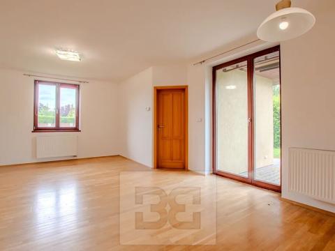 Pronájem rodinného domu, Květnice, Devětsilová, 100 m2