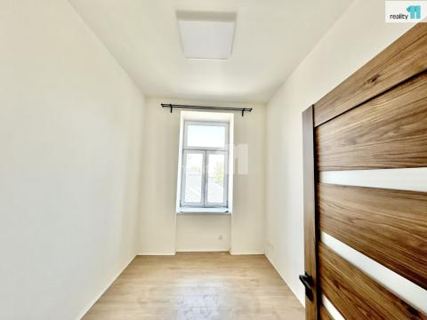 Pronájem bytu 2+kk, Český Brod, Krále Jiřího, 41 m2