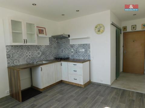 Pronájem bytu 2+kk, Jablonec nad Nisou, Sadová, 36 m2
