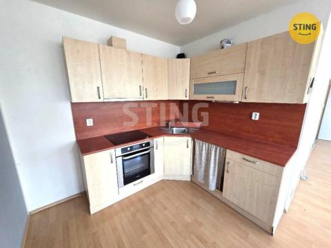 Pronájem bytu 2+kk, Opava, Tyršova, 61 m2