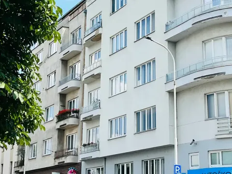 Prodej bytu 3+kk, Praha - Podolí, Podolská, 74 m2
