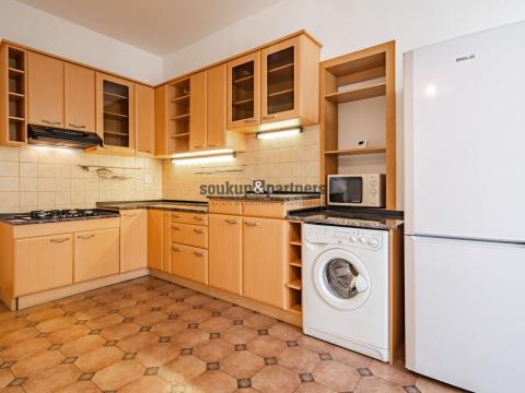 Prodej bytu 2+1, Praha - Smíchov, Plzeňská, 62 m2