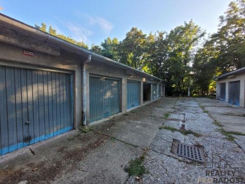 Prodej garáže, Přerov, U Bečvy, 18 m2