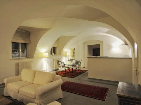 Pronájem bytu 2+1, Praha - Malá Strana, Vlašská, 94 m2